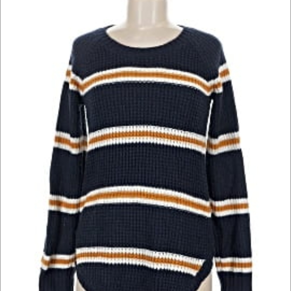 Arizona Jean Company Navy and White Striped Sweater